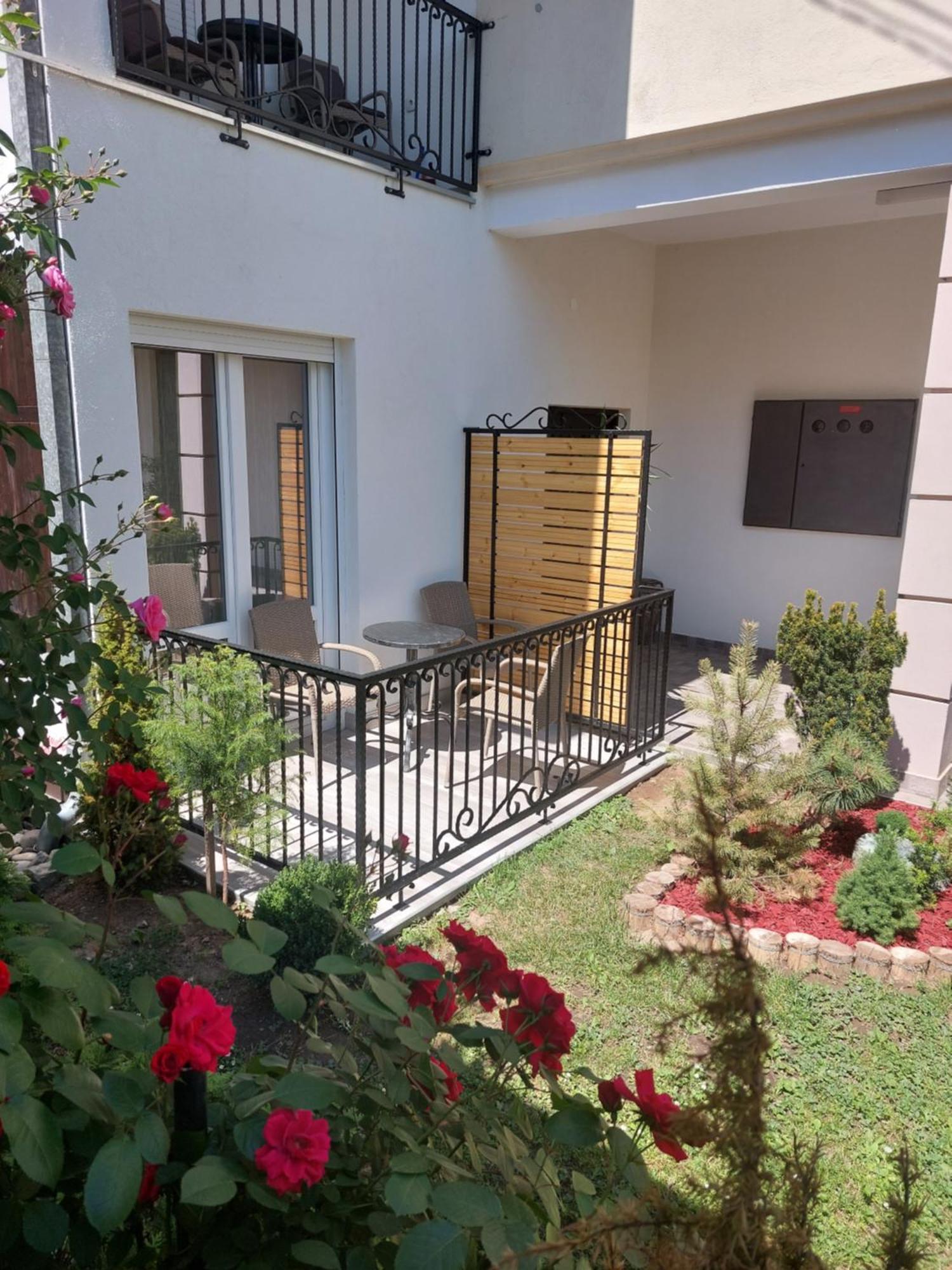 Apartmani Radulovic Vrnjačka Banja Oda fotoğraf